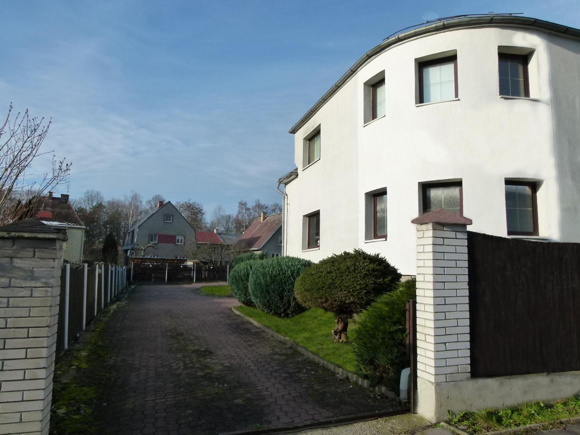 Penzion Ubytovani U Parku S Parkovistem Ceska Lipa Exterior photo
